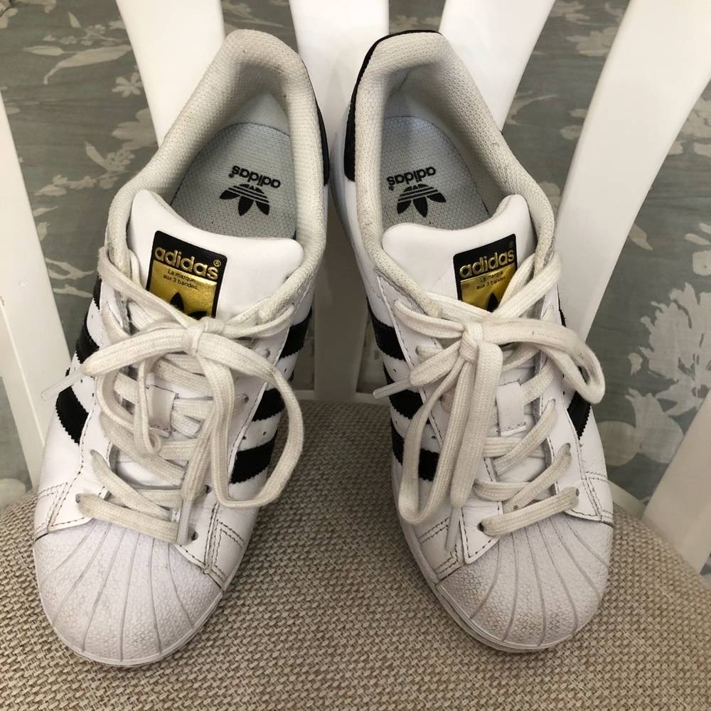 ADIDAS KIDS’ SUPERSTAR SNEAKER